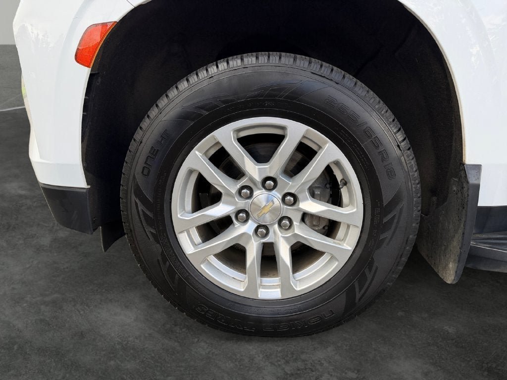 Used 2021 Chevrolet Suburban LT AWD/4WD image 5