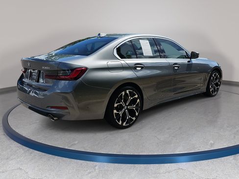Certified 2025 BMW 330i Sedan w/ Premium Package RWD image 6
