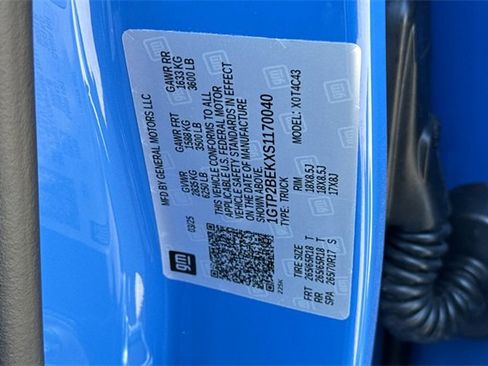 New 2025 GMC Canyon Elevation w/ Convenience Package image 33