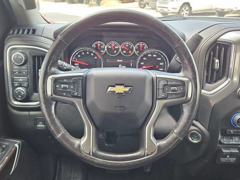 Used 2021 Chevrolet Silverado 1500 LT w/ Z71 Off-Road Package AWD/4WD image 15