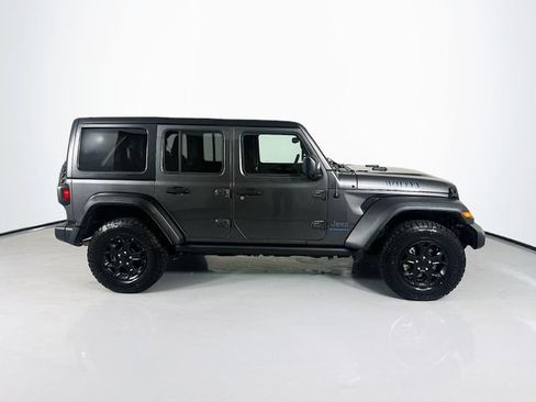 Used 2023 Jeep Wrangler Unlimited w/ Convenience Group AWD/4WD image 10