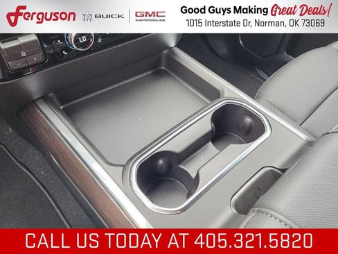 New 2026 GMC Sierra 2500 SLT w/ Max Trailering Package AWD/4WD image 32