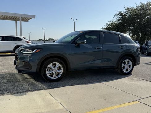 Used 2025 Honda HR-V LX image 9