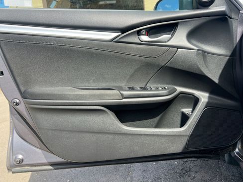 Used 2021 Honda Civic EX image 19