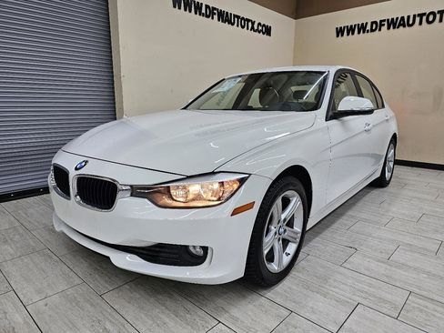 Used 2014 BMW 328i Sedan RWD image 3