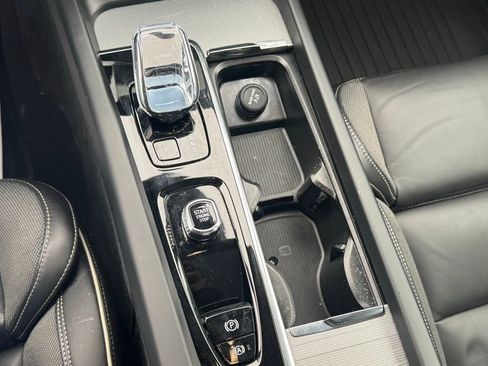 Used 2024 Volvo S60 B5 Plus image 24