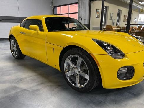 Used 2009 Pontiac Solstice GXP w/ Premium Package image 8