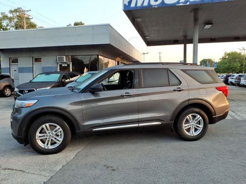 Certified 2023 Ford Explorer XLT w/ Equipment Group 202A AWD/4WD image 6