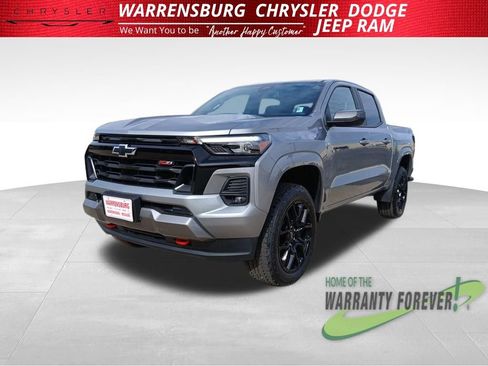 Used 2025 Chevrolet Colorado Z71 image 8
