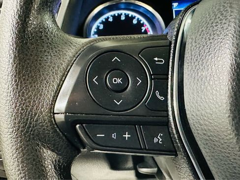 Certified 2020 Toyota Camry LE w/ Carpet Mat Package image 15