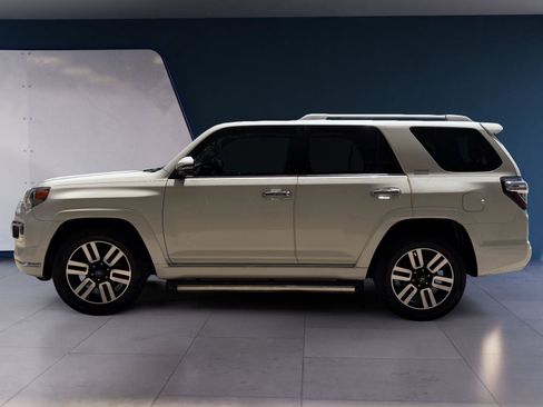 Used 2019 Toyota 4Runner Limited RWD image 2