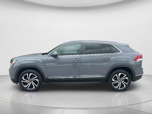Used 2022 Volkswagen Atlas Cross Sport SEL image 9
