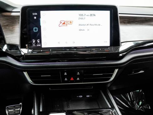 Used 2025 Volkswagen Atlas SEL Premium R-Line AWD/4WD image 28