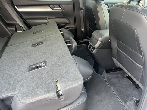 Used 2026 GMC Terrain Elevation w/ Elevation Premium Package AWD/4WD image 23