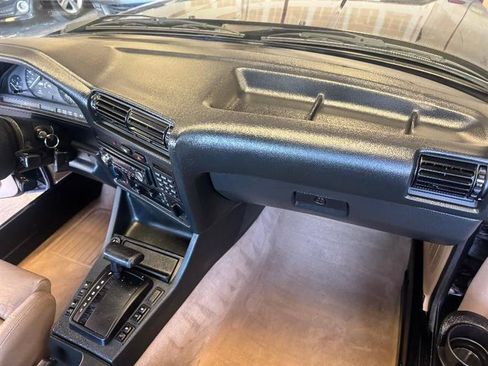 Used 1991 BMW 325i Convertible RWD image 26