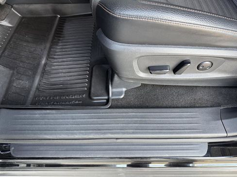 Used 2023 Nissan Pathfinder Rock Creek image 12