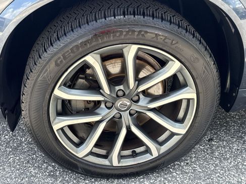Used 2019 Volvo XC90 T6 Momentum w/ Advanced Package AWD/4WD image 12