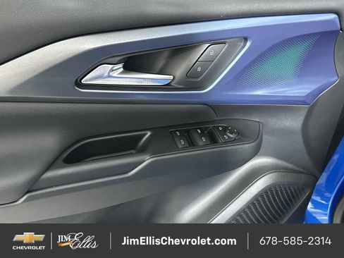 New 2026 Chevrolet Equinox EV LT image 42