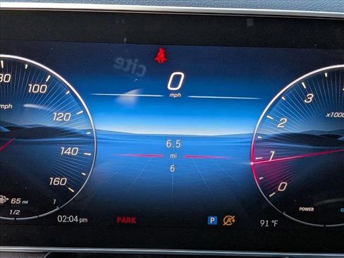 Used 2026 Mercedes-Benz GLC 300 image 11