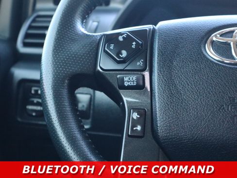 Used 2022 Toyota 4Runner TRD Off-Road AWD/4WD image 16