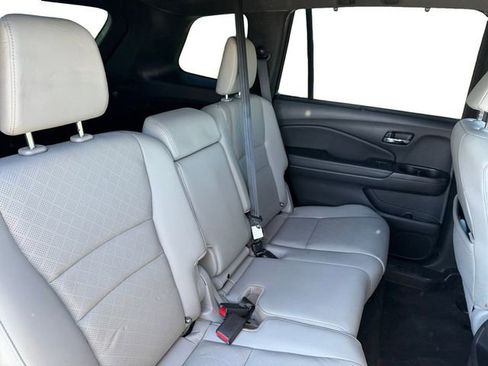 Used 2019 Honda Passport EX-L image 18