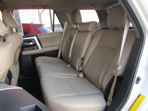 Used 2016 Toyota 4Runner Limited image 10