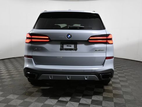 Certified 2025 BMW X5 xDrive40i w/ M Sport Package AWD/4WD image 10