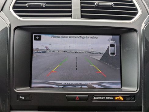 Used 2017 Ford Explorer XLT w/ Equipment Group 202A image 16