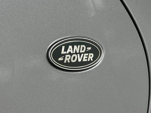 Used 2021 Land Rover Discovery S R-Dynamic AWD/4WD image 41