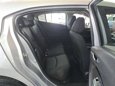 Used 2017 MAZDA MAZDA3 Sport image 15