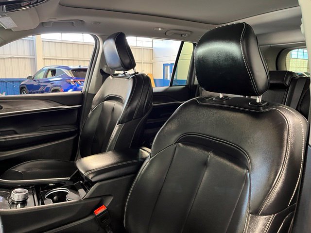 Used 2023 Jeep Grand Cherokee Limited AWD/4WD image 24