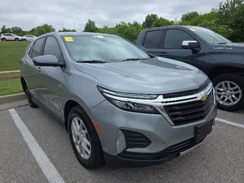Used 2023 Chevrolet Equinox LT FWD image 6