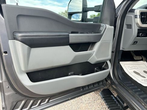 Used 2024 Ford F350 XLT image 33