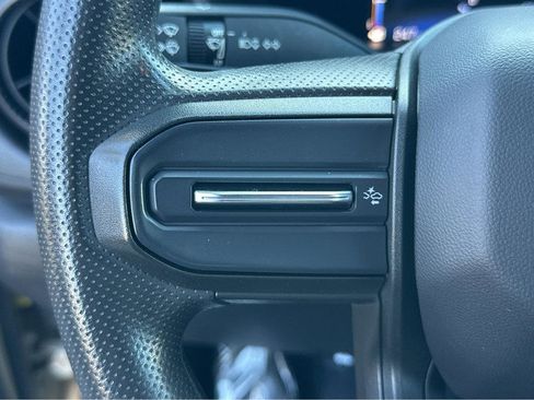 Used 2023 Chevrolet Colorado W/T image 21