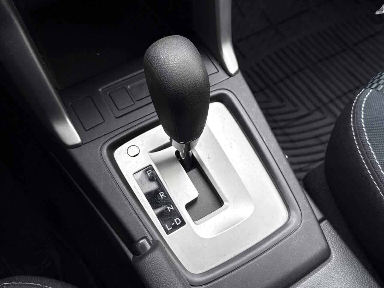 Used 2014 Subaru Forester 2.5i AWD/4WD image 19