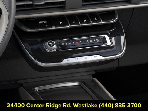 New 2026 Lincoln Corsair Premiere image 15