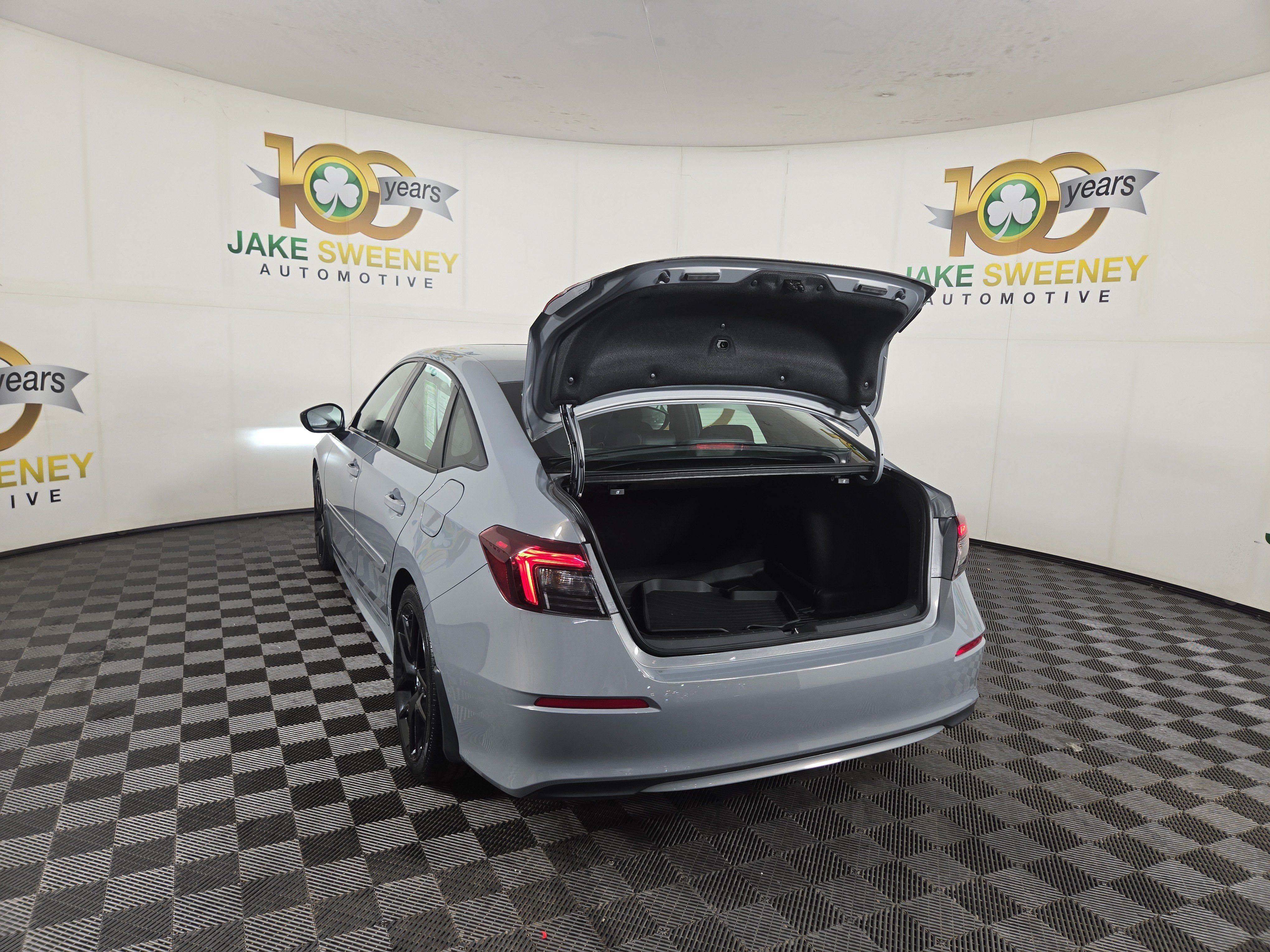 Used 2025 Honda Civic Sport image 31