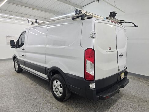 Used 2017 Ford Transit 250 130 Low Roof image 5