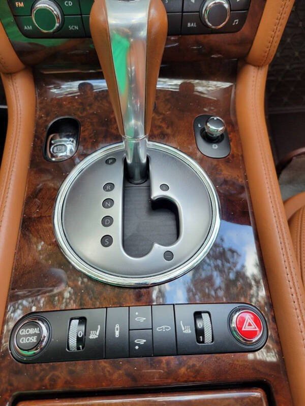 Used 2005 Bentley Continental GT AWD/4WD image 16