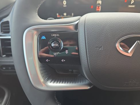 New 2026 INFINITI QX80 Luxe RWD image 17