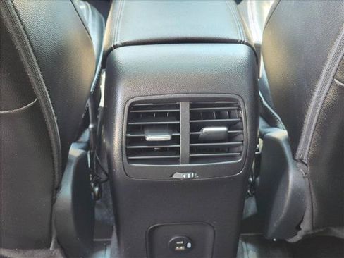 Used 2021 Ford Escape Titanium w/ Titanium Elite Package AWD/4WD image 19