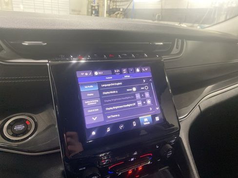 Used 2021 Jeep Grand Cherokee L Laredo w/ Luxury Tech Group I image 23