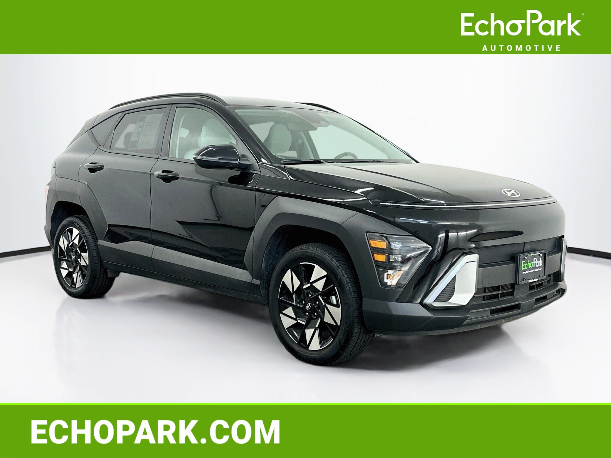 Used 2025 Hyundai Kona SEL AWD/4WD image 1