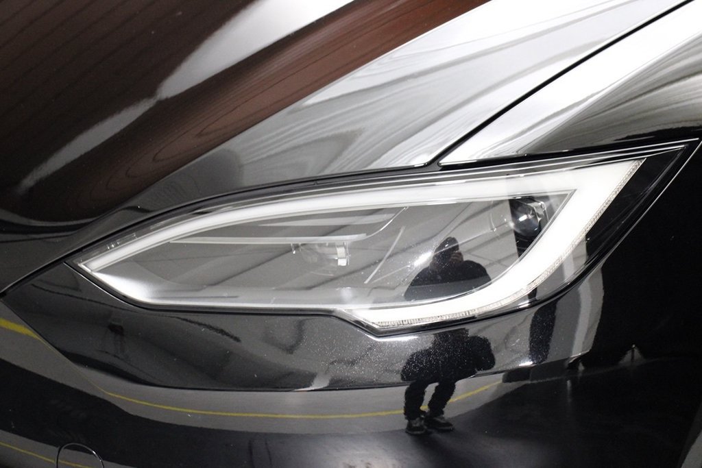 Used 2022 Tesla Model S AWD/4WD image 3