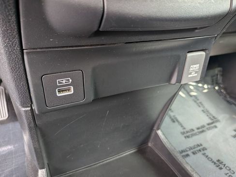 Used 2024 Honda Odyssey Sport image 25