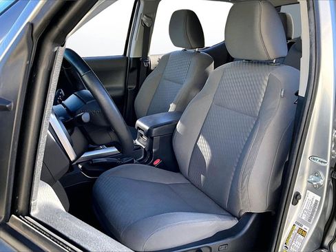 Used 2023 Toyota Tacoma SR5 image 18