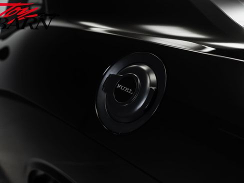 Used 2015 Dodge Challenger SRT Hellcat RWD image 14