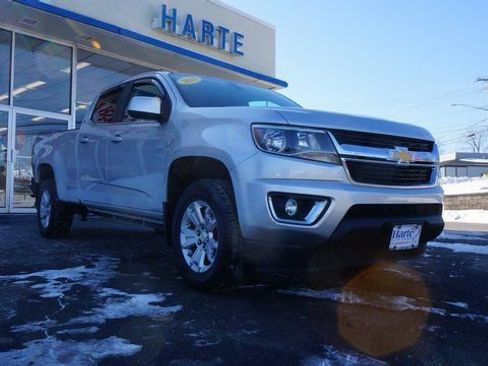 Used 2018 Chevrolet Colorado LT w/ LT Convenience Package image 2