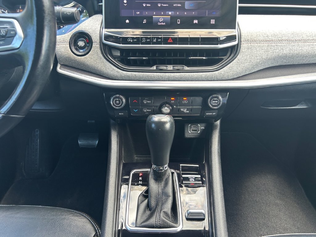 Used 2022 Jeep Compass Latitude AWD/4WD image 15