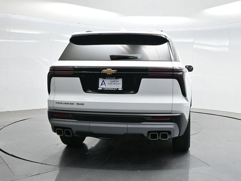 Used 2025 Chevrolet Traverse LT AWD/4WD image 37